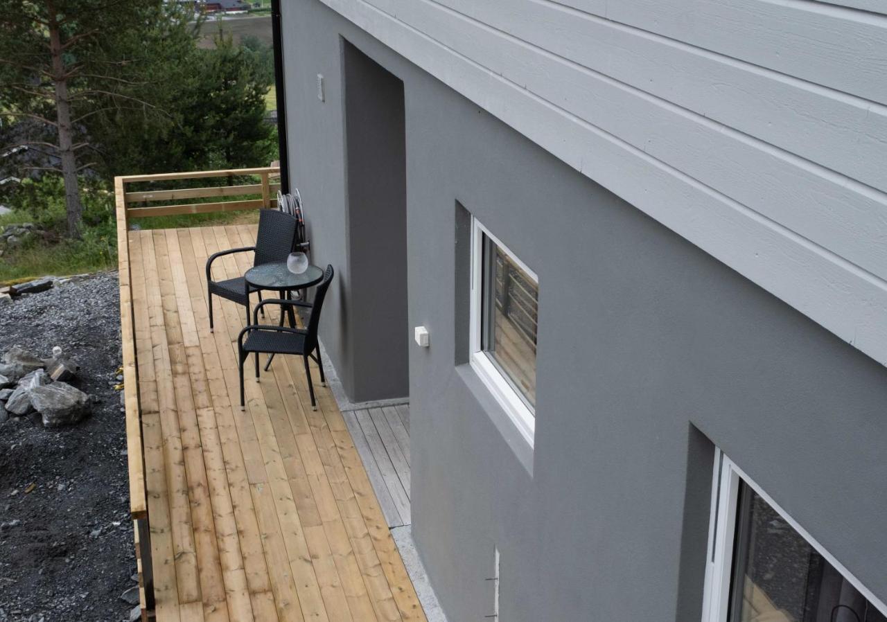 Stryn Stor Og Moderne Leilighet Екстериор снимка