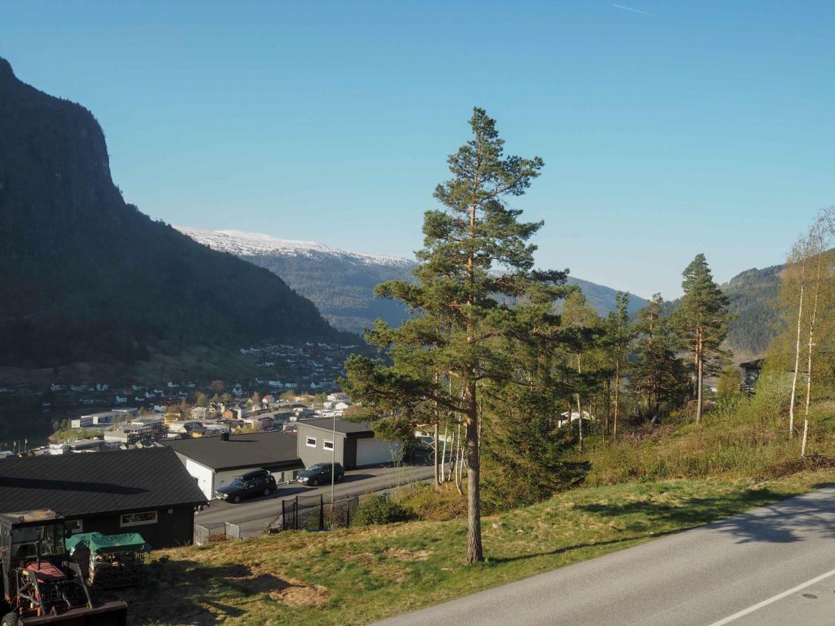Stryn Stor Og Moderne Leilighet Екстериор снимка